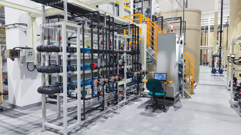 蘇州市環(huán)保產(chǎn)業(yè)協(xié)會(huì)女企業(yè)家專(zhuān)委會(huì)成立 依斯倍董事長(zhǎng)常英入選首屆委員 (4)